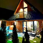 Siodemka Kazdy Z Prywatnym Jacuzzi *