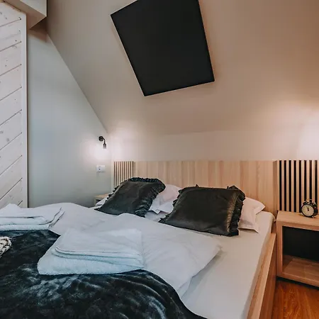 Siodemka Kazdy Z Prywatnym Jacuzzi Zakopane