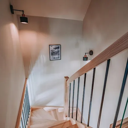 Siodemka Kazdy Z Prywatnym Jacuzzi Villa