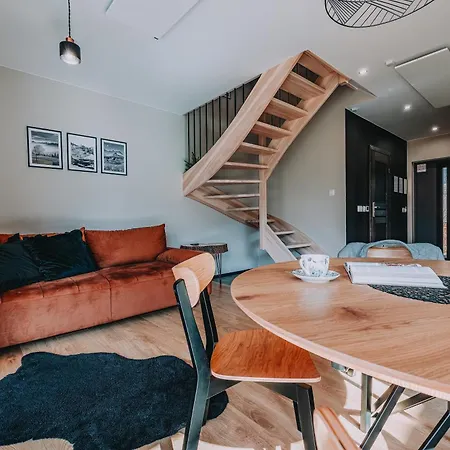 Siodemka Kazdy Z Prywatnym Jacuzzi Villa *