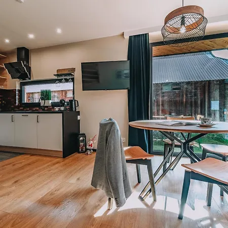 Villa Siodemka Kazdy Z Prywatnym Jacuzzi