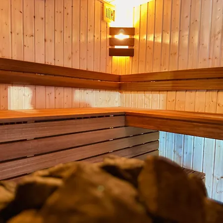 Siodemka Prywatne Jacuzzi&sauna ザコパネ